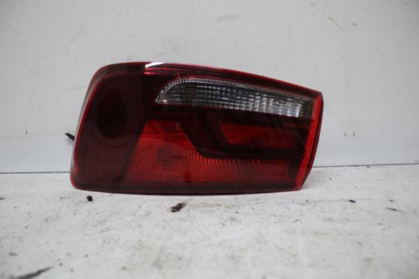 FEU ARRIERE DROIT AUDI A3 BERLINE - Vue 1